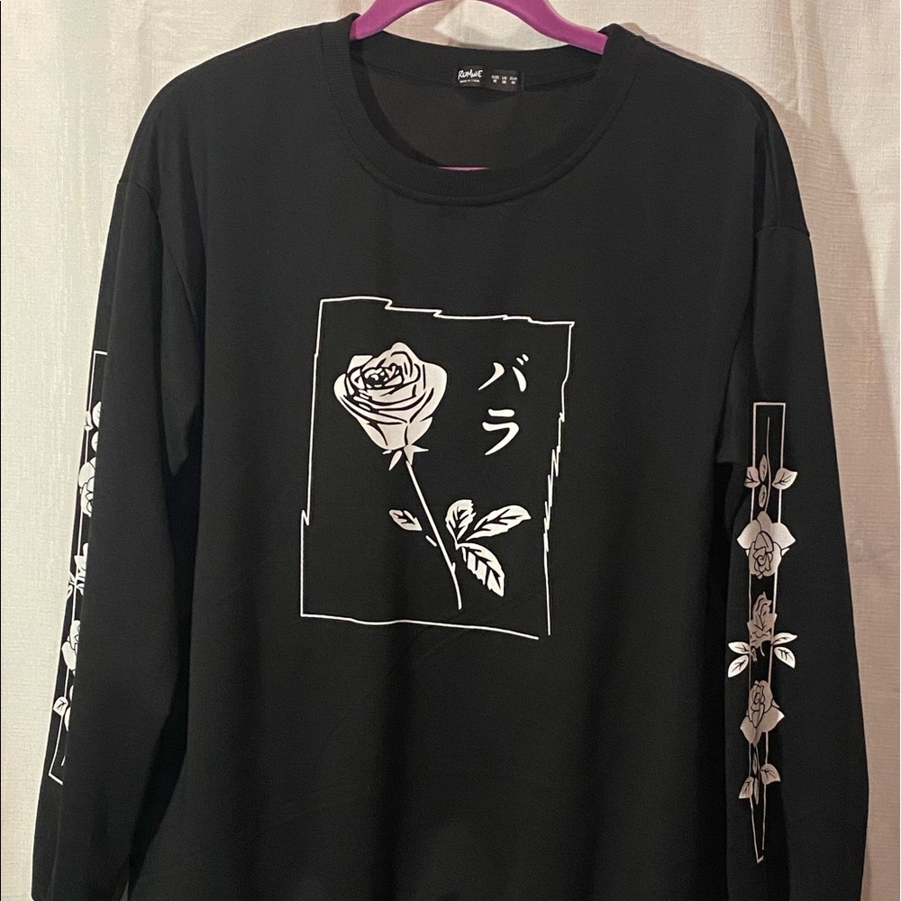Black long sleeve sweatshirt